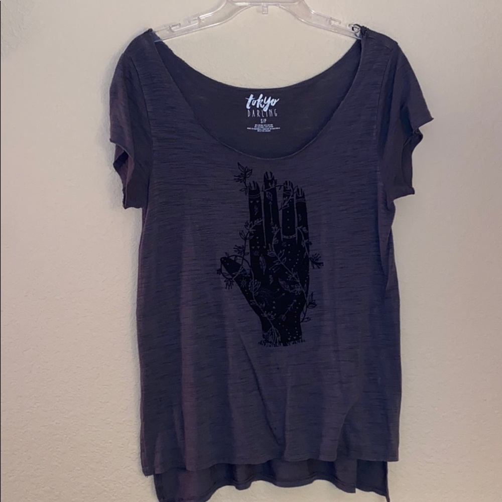 Henna hand top